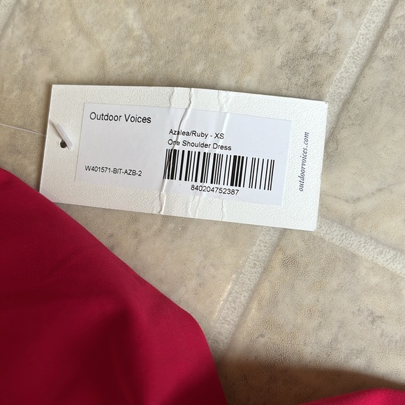 NWT Outdoor voices one shoulder dress. - Picture 5 of 5